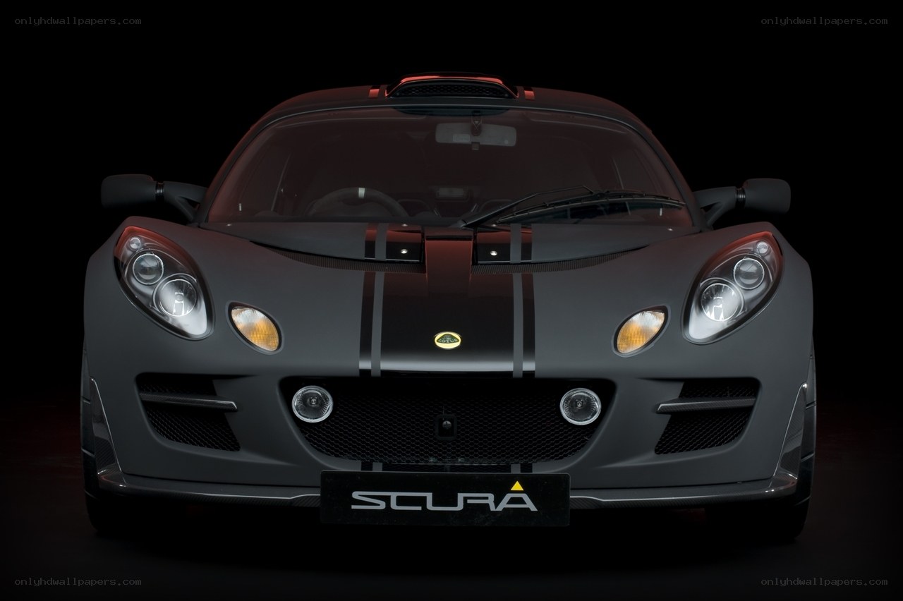 Lotus Scura front view