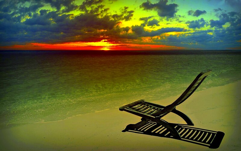 Lounge Chair on Beach — Green