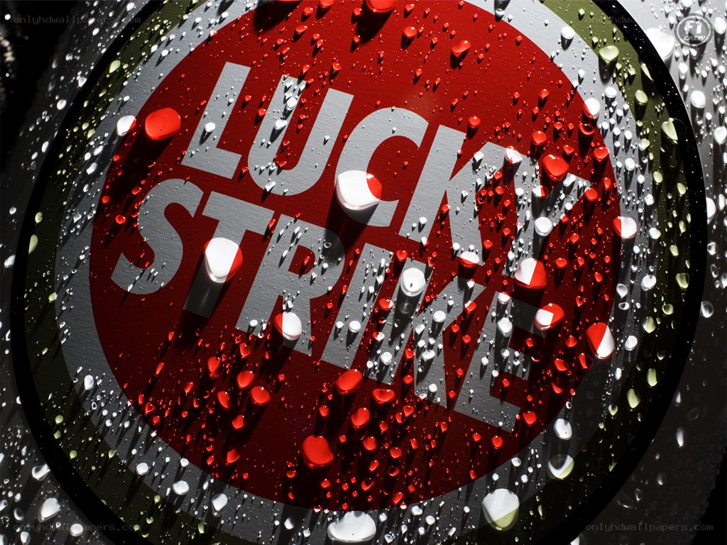 lucky strike logo with water droplets