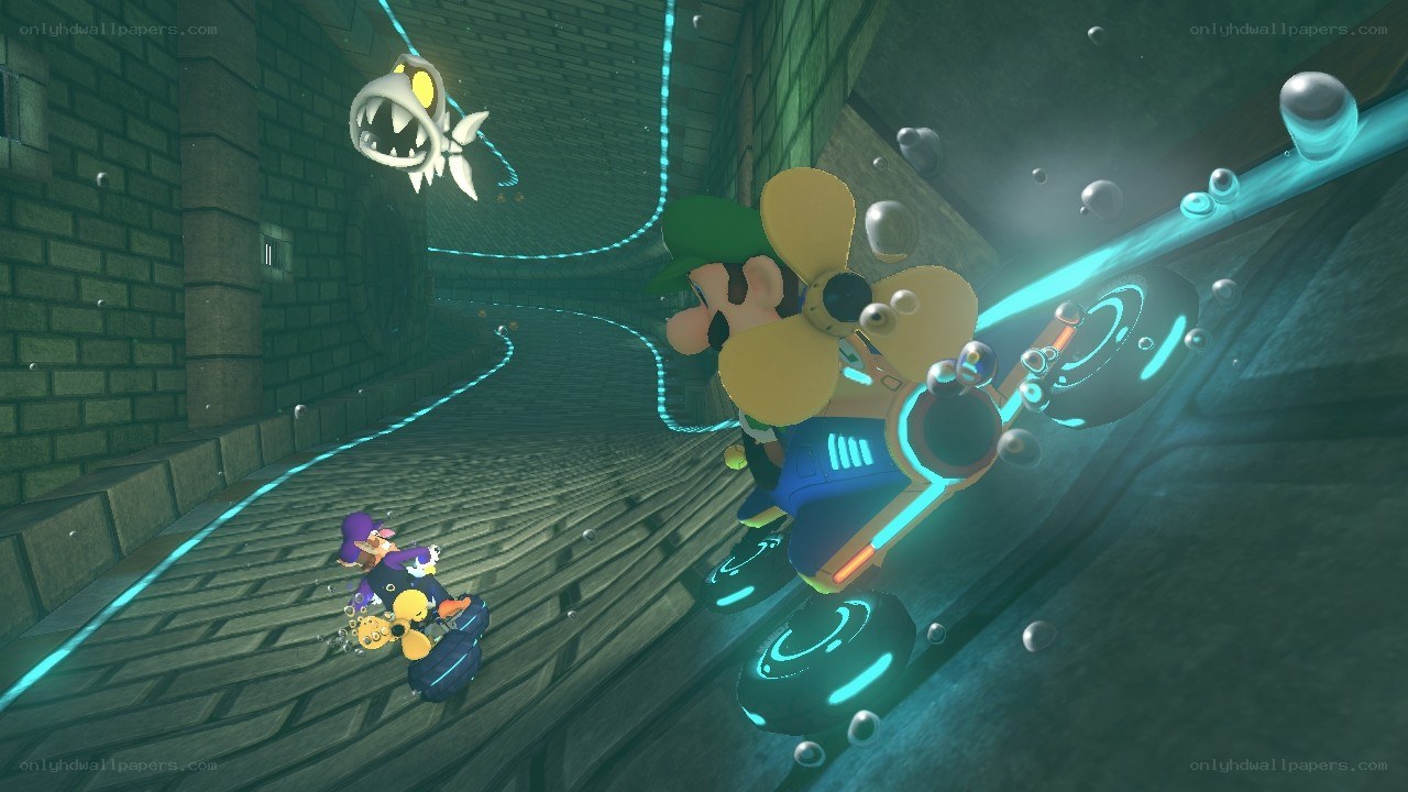 Luigi in underwater tunnel