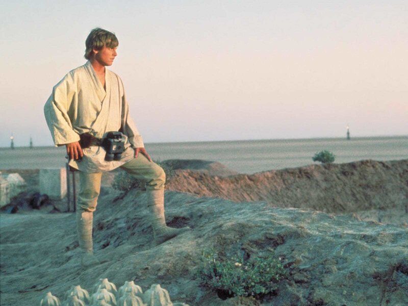 Luke Skywalker on a desert planet