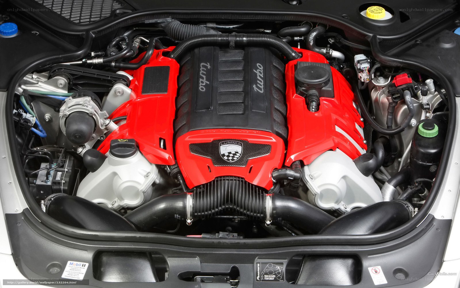 Lumma CLR 500 engine bay