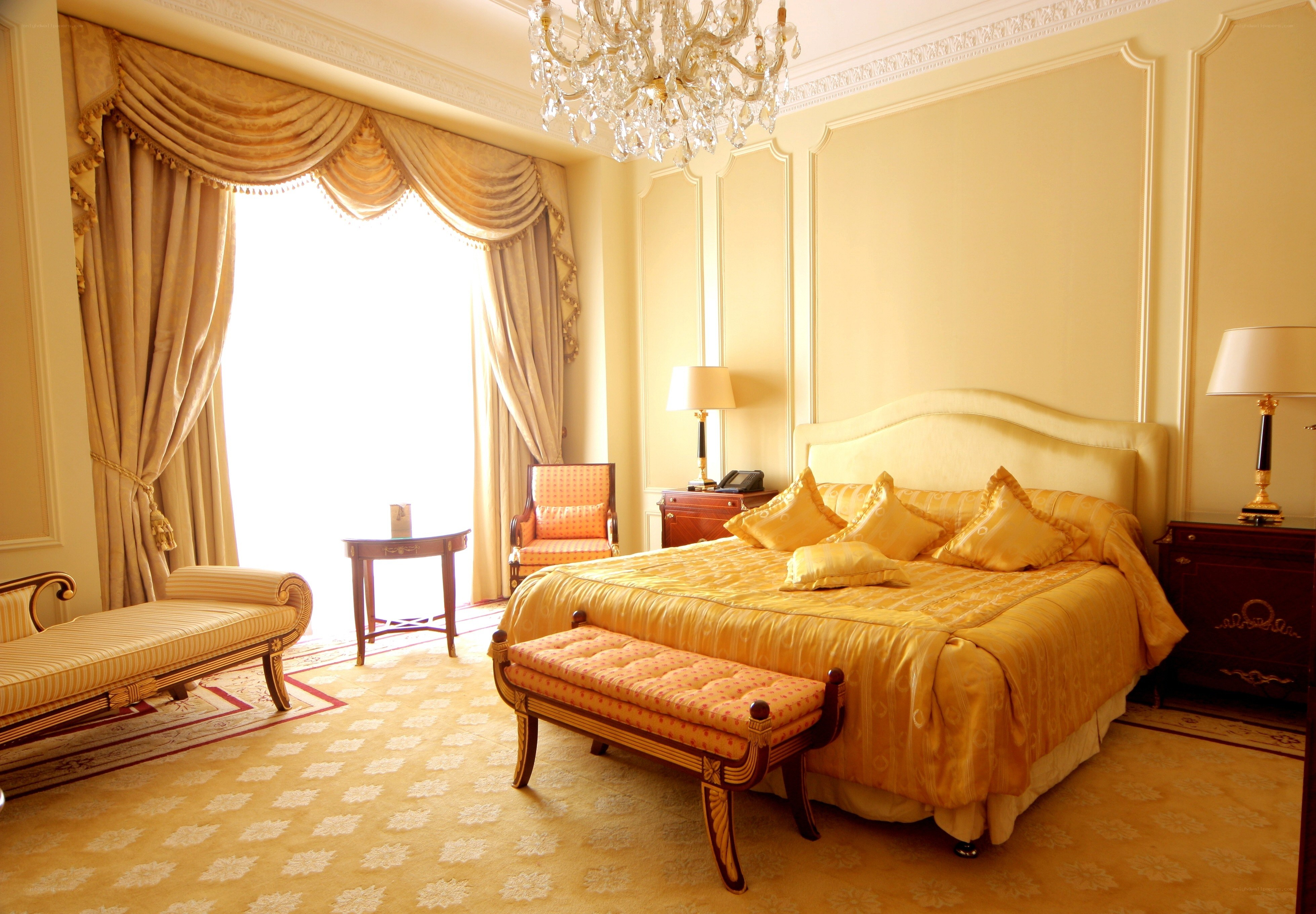 luxurious hotel bedroom