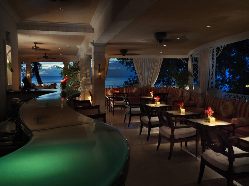 Luxury Bar with Ocean View — Green