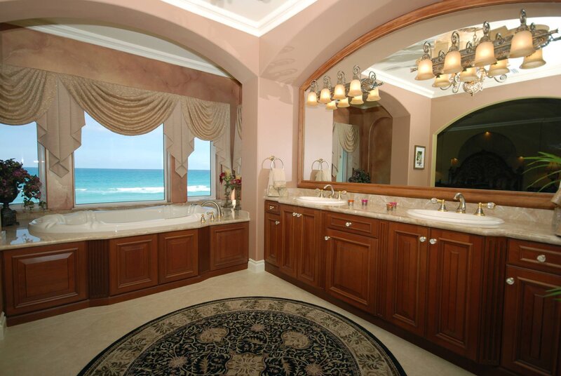 Luxury bathroom with ocean view