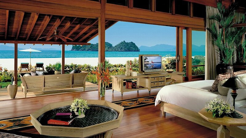 Luxury Beachfront Bedroom — Brown
