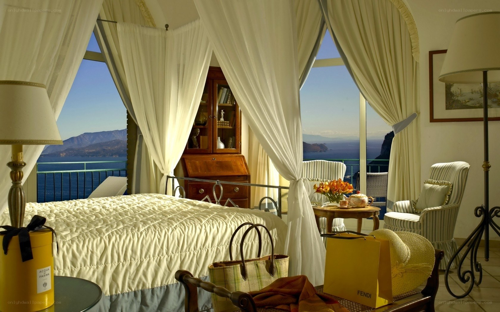 Luxury bedroom with sea view