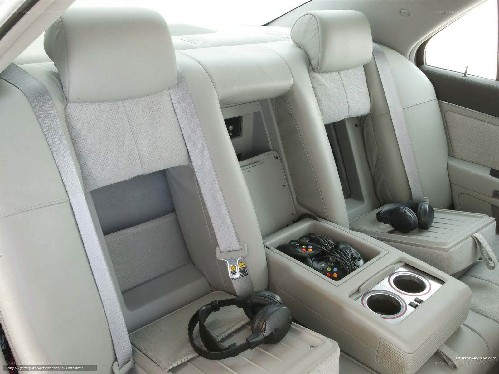 luxury car rear seat entertainment