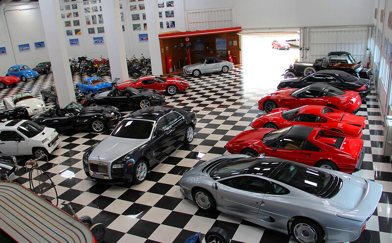 Luxury Cars in Garage — Black