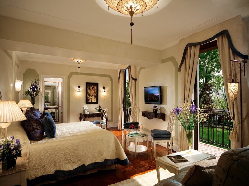 Luxury Hotel Room — Beige, Serene