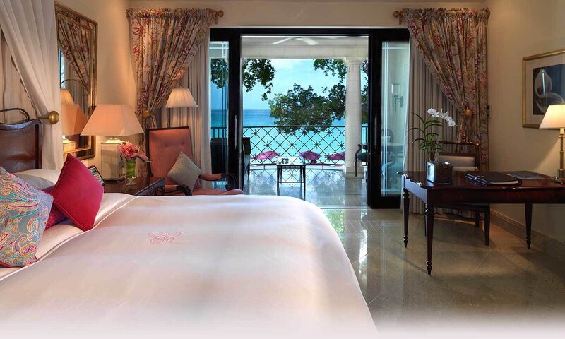 Luxury Hotel Room — White