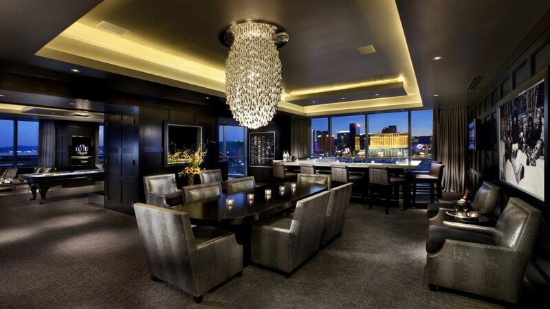 Luxury Hotel Suite — Black