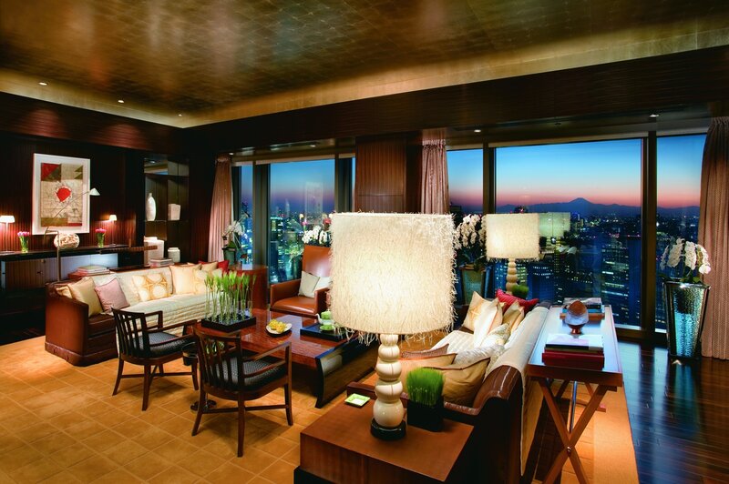 Luxury Hotel Suite — Brown, Serene