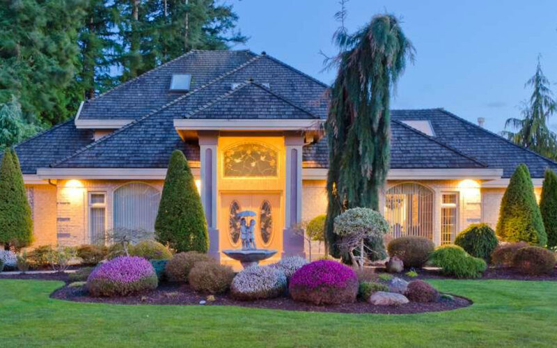 Luxury House at Dusk — Green, Serene