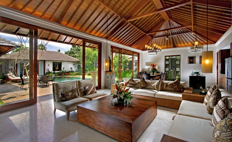 Luxury Living Room — Brown, Serene