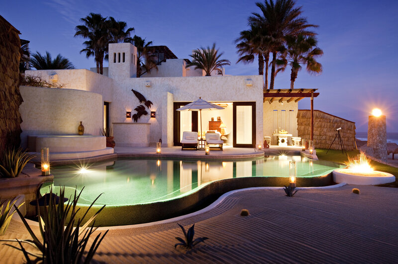 Luxury Pool Villa — White