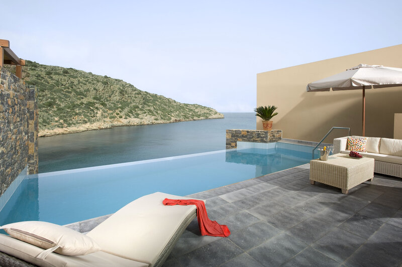 Luxury pool with sea view