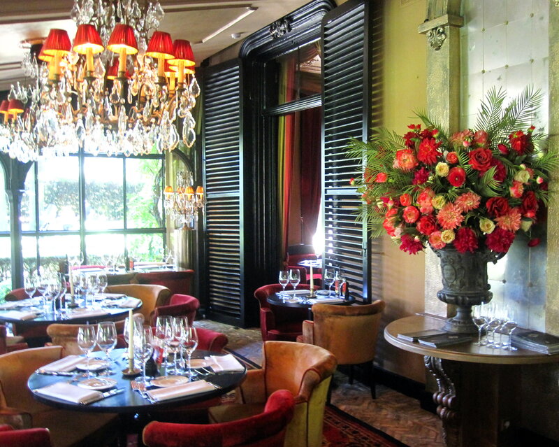 Luxury Restaurant Interior — Red