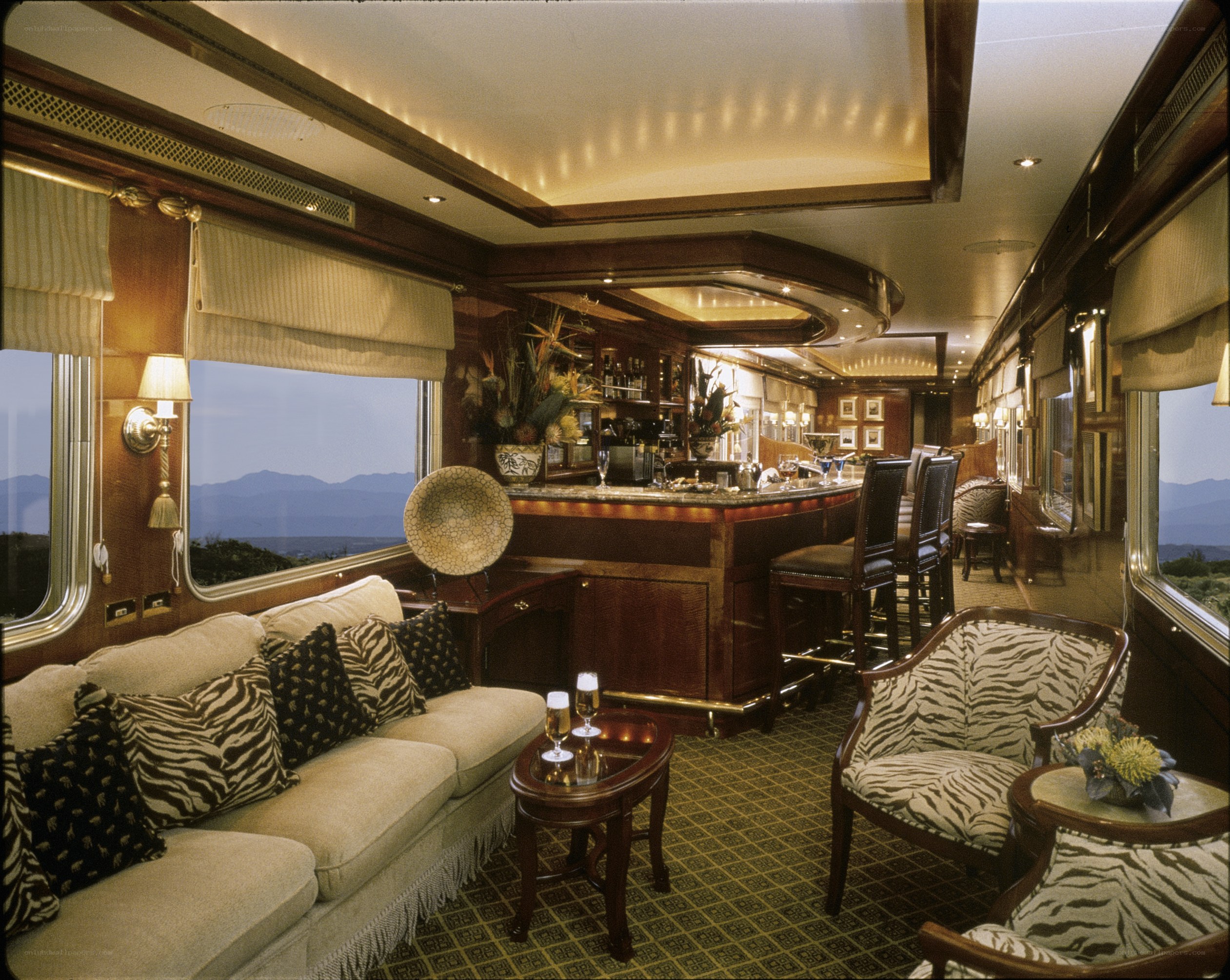 luxury train car lounge