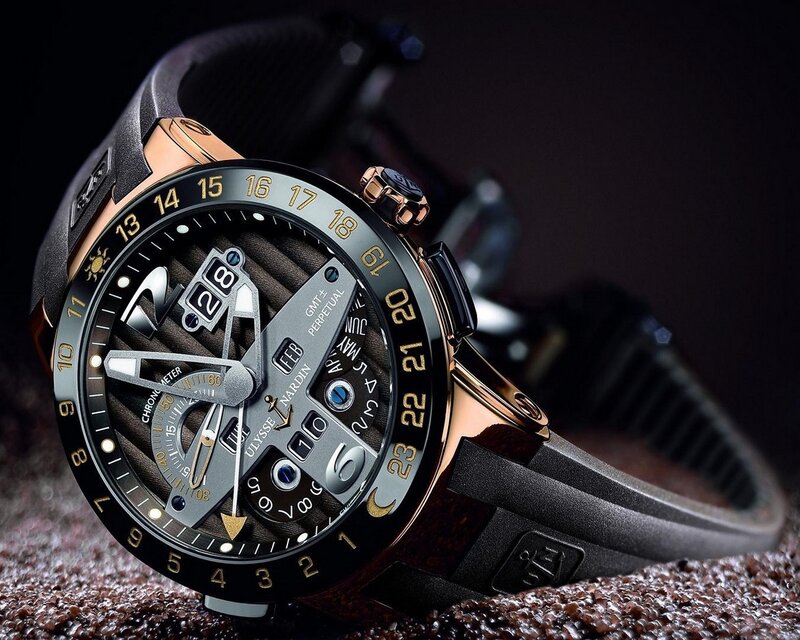 Luxury Wristwatch — Black