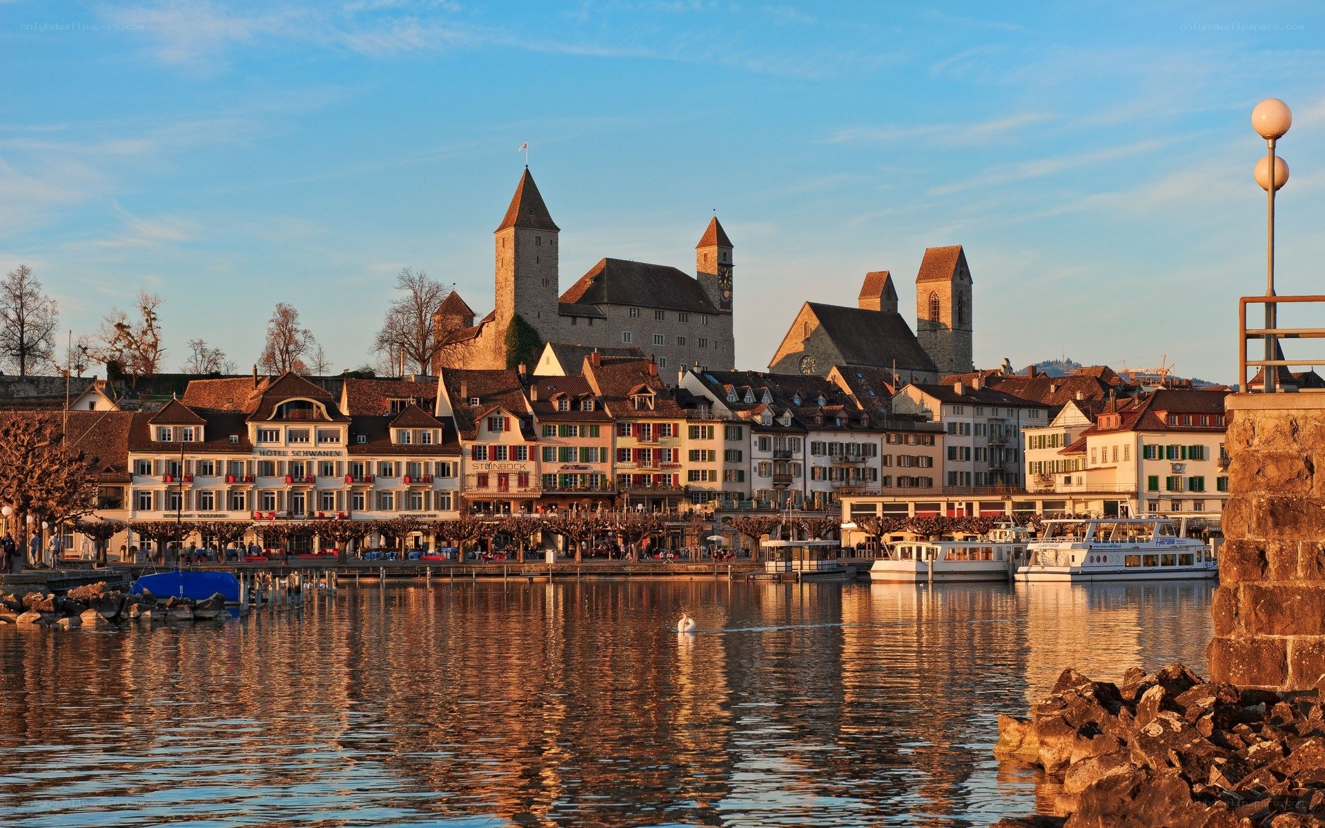 Luzern cityscape at sunset