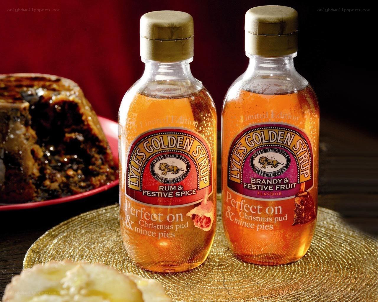 Lyle's Golden Syrup bottles