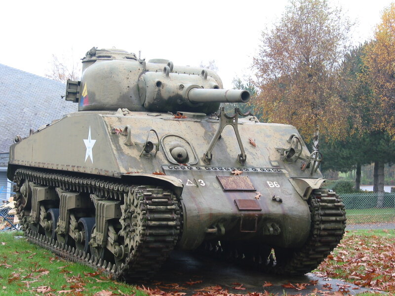 M4 Sherman Tank — Green, Somber