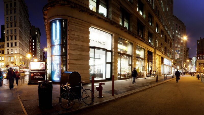 MAC Cosmetics Store — Blue