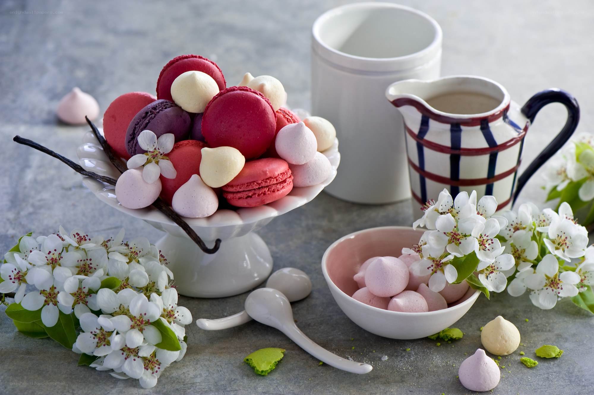 Macarons and meringues with flowers
