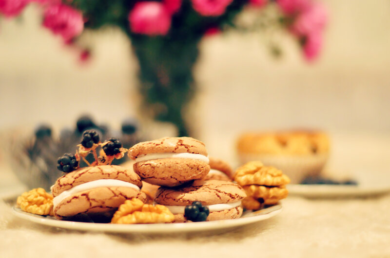 Macarons with Berries