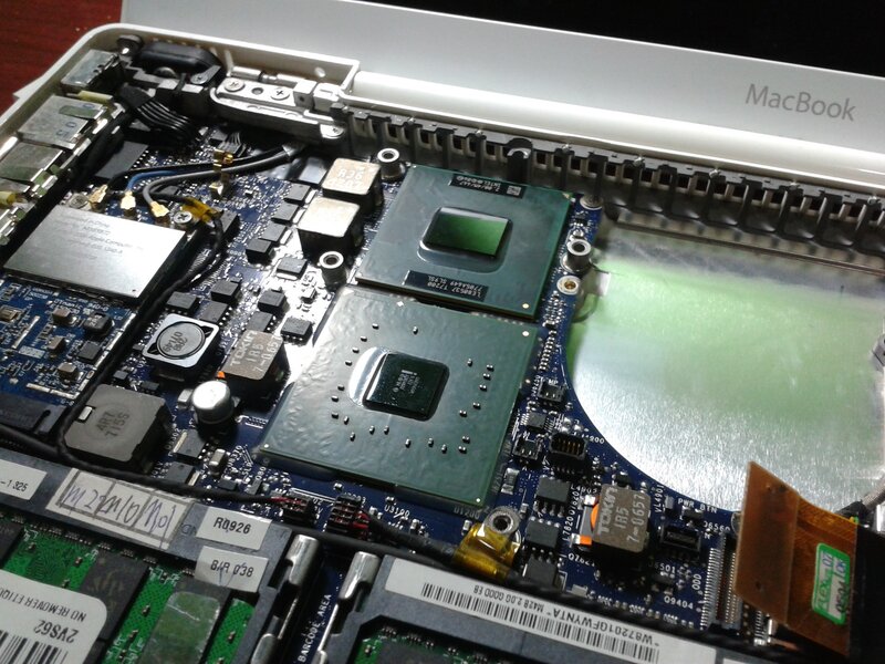 MacBook internal components