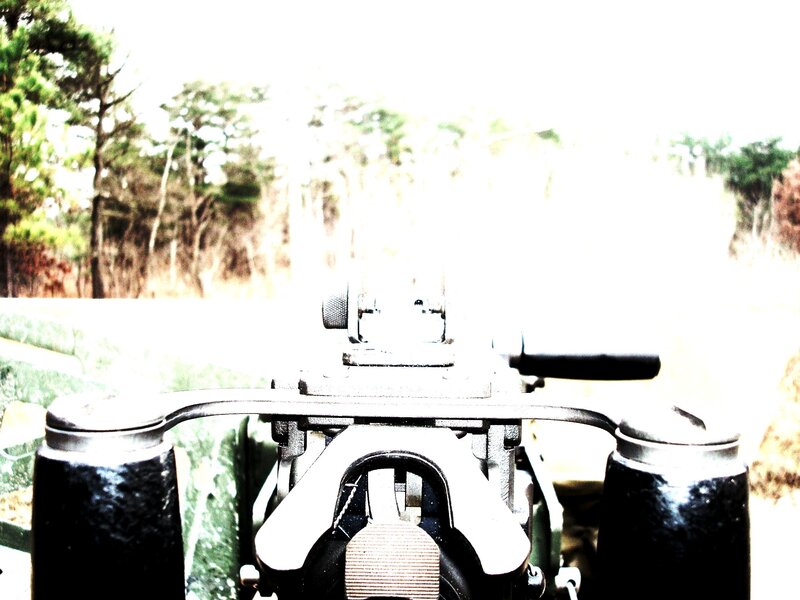 machine gun view from vehicle