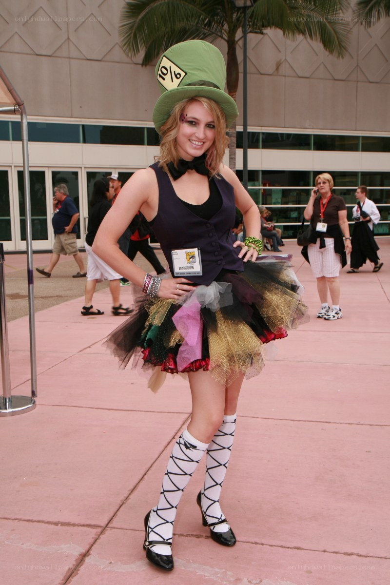 Mad Hatter cosplayer at convention