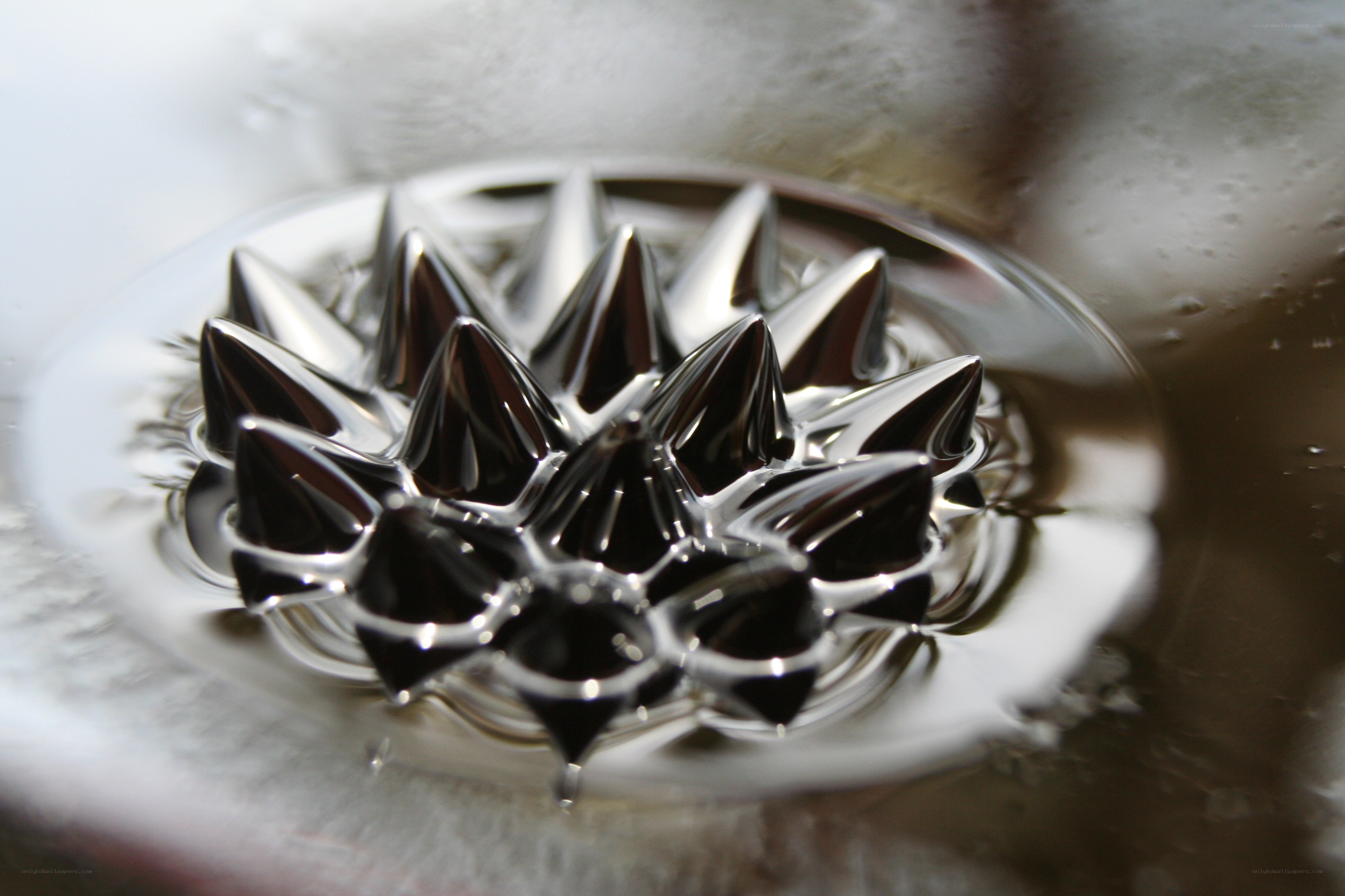 magnetic spikes in water