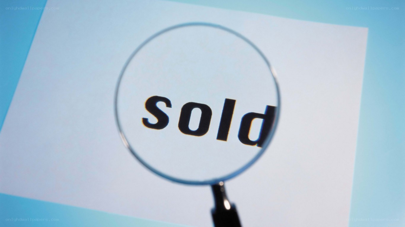 magnifying glass over sold text
