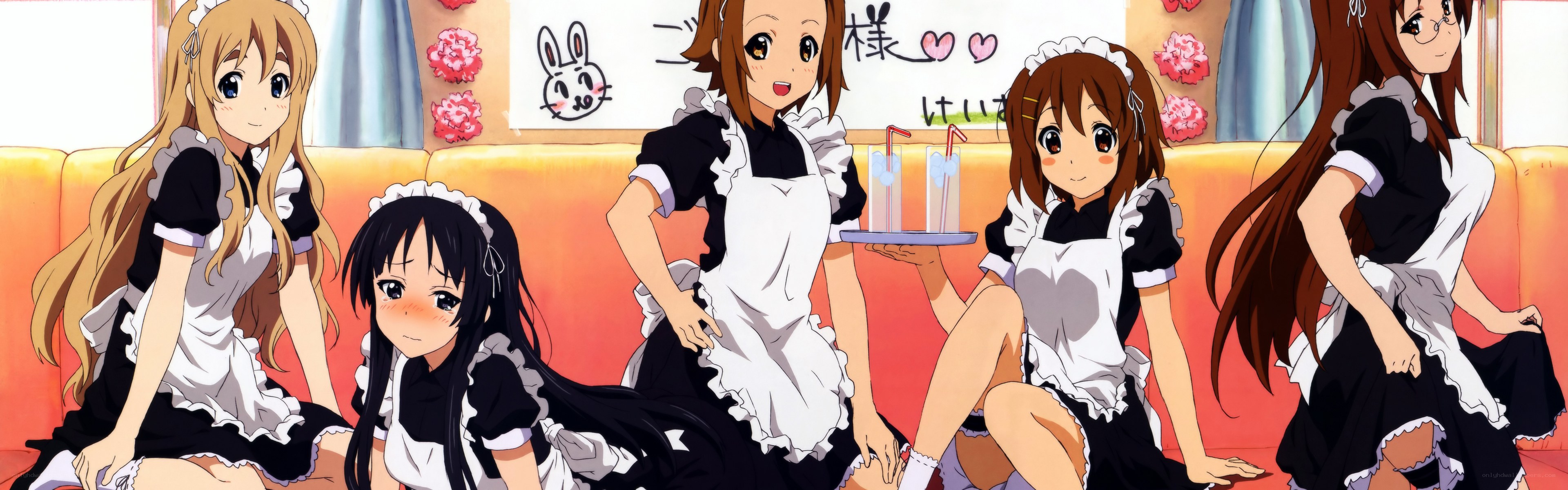 Maid cafe characters