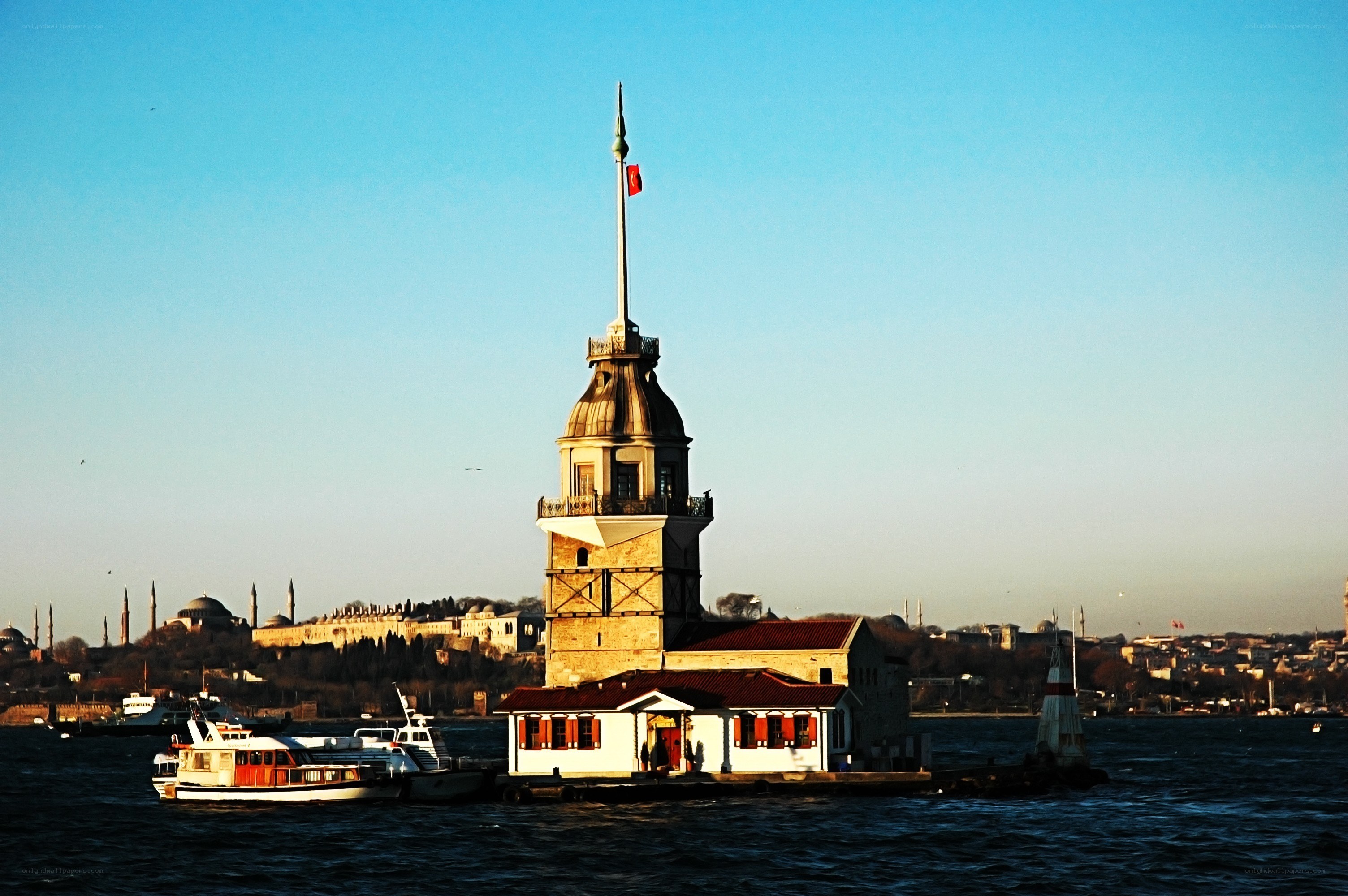 Maiden's Tower in Istanbul