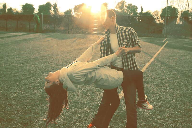 Man and Woman Dancing — Green, Dramatic