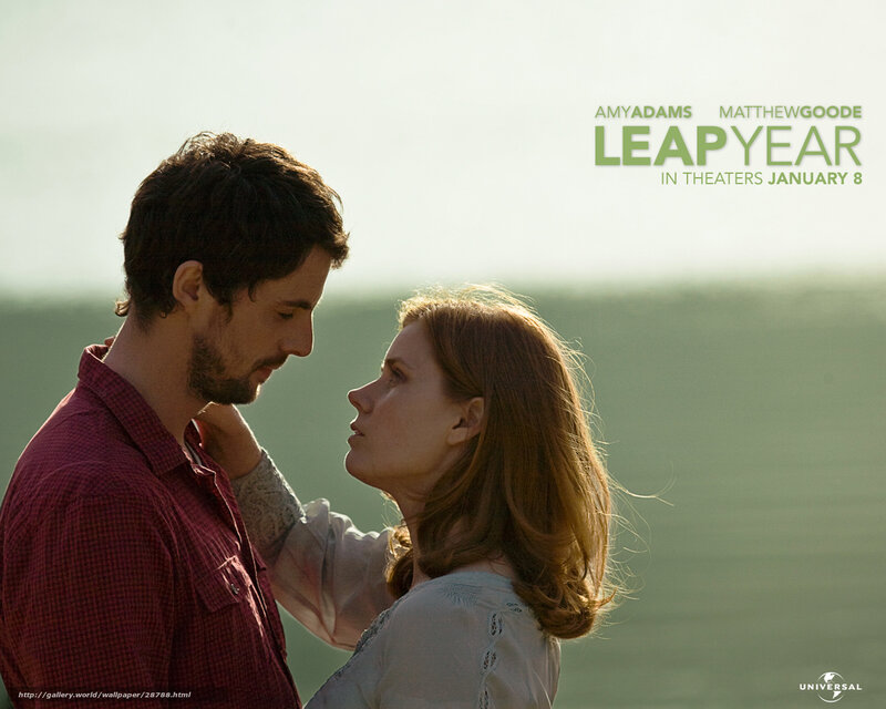 Man and Woman Facing Each Other — Green, Intimate