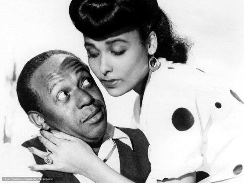Man and woman in a romantic pose