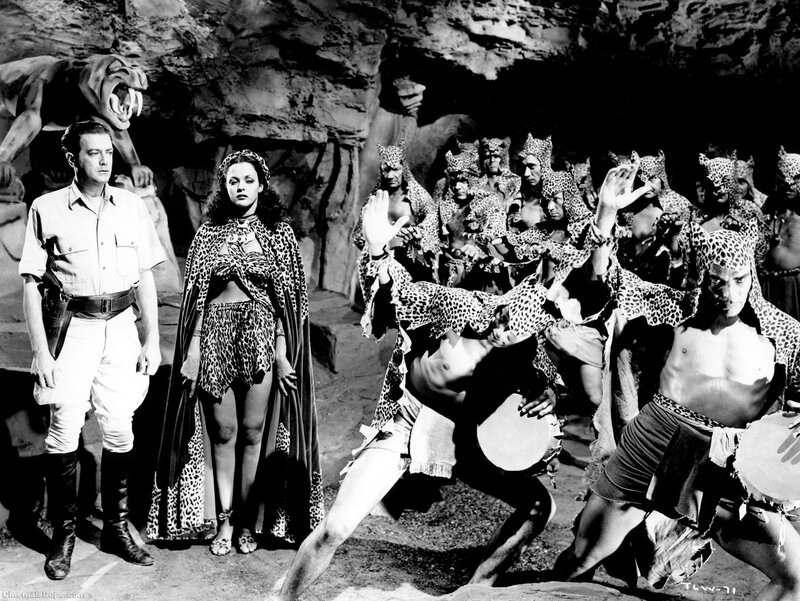 Man and Woman in Cave — Black