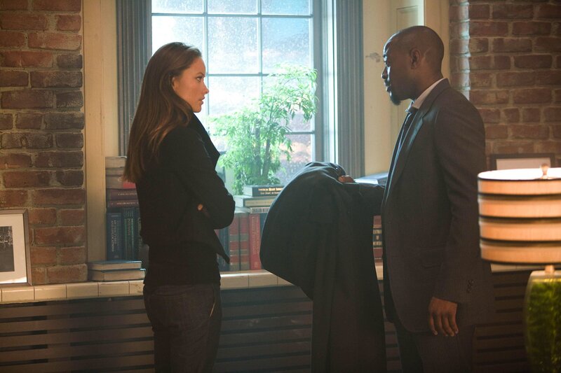 Man and woman in conversation
