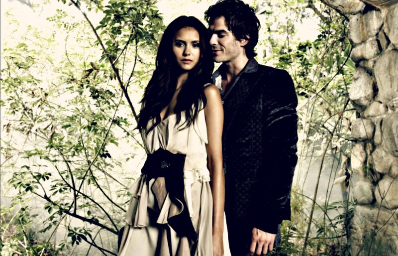 Man and Woman in Garden — Green, Dramatic