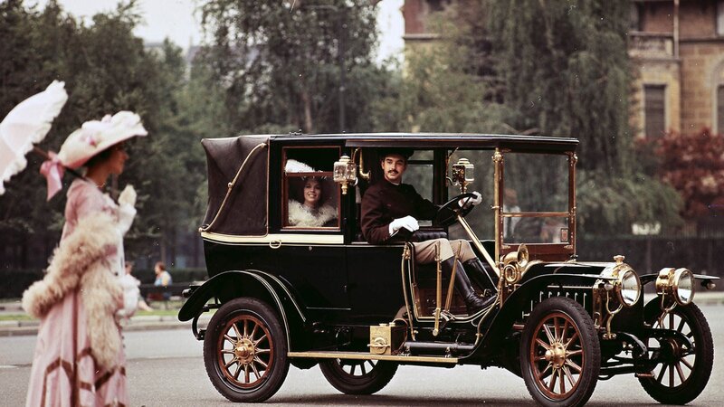 Man and Woman in Vintage Car — Black