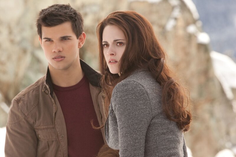Man and Woman in Winter — Gray