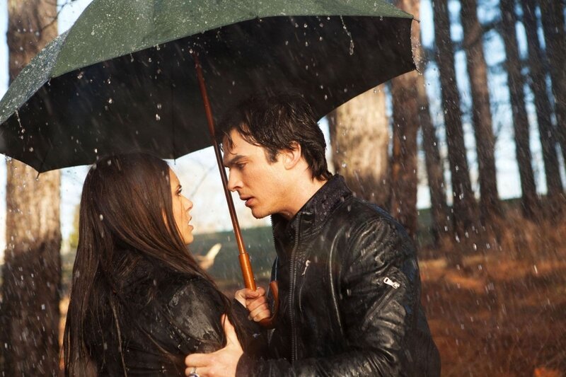 Man and Woman under Umbrella — Black