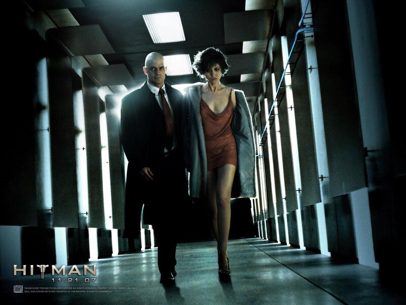 Man and Woman Walking — Black, Dramatic