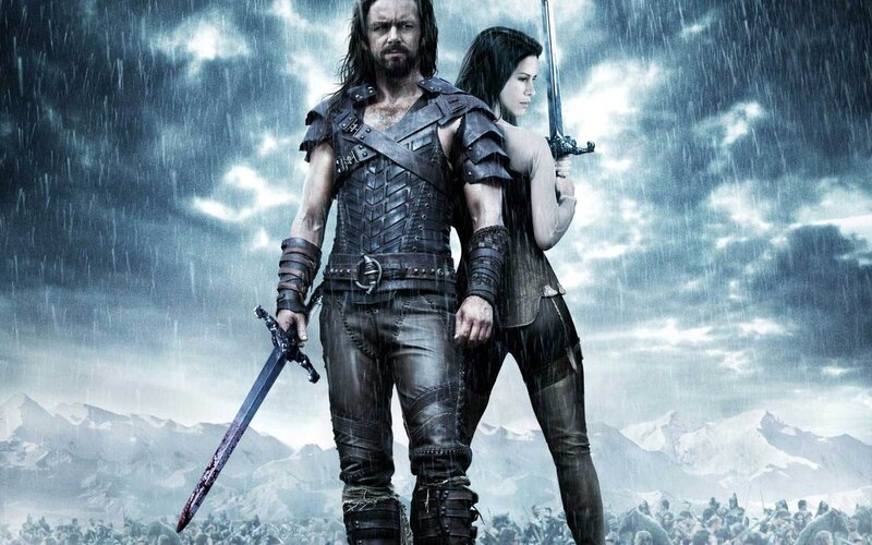 Man and Woman with Swords — Blue