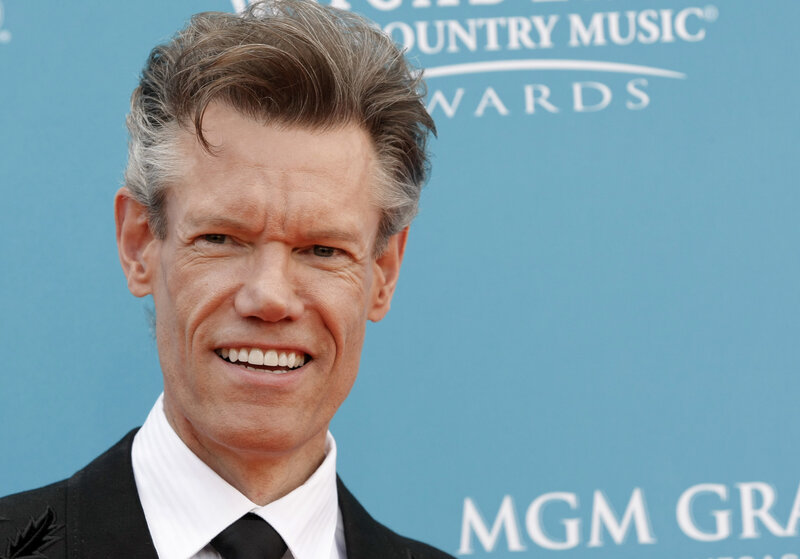 man at country music awards