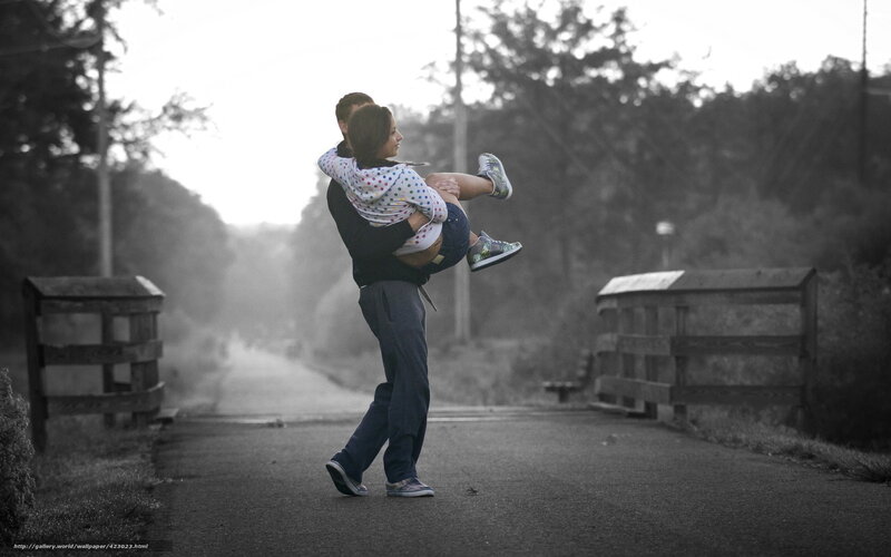 Man Carrying Woman — Black, Serene